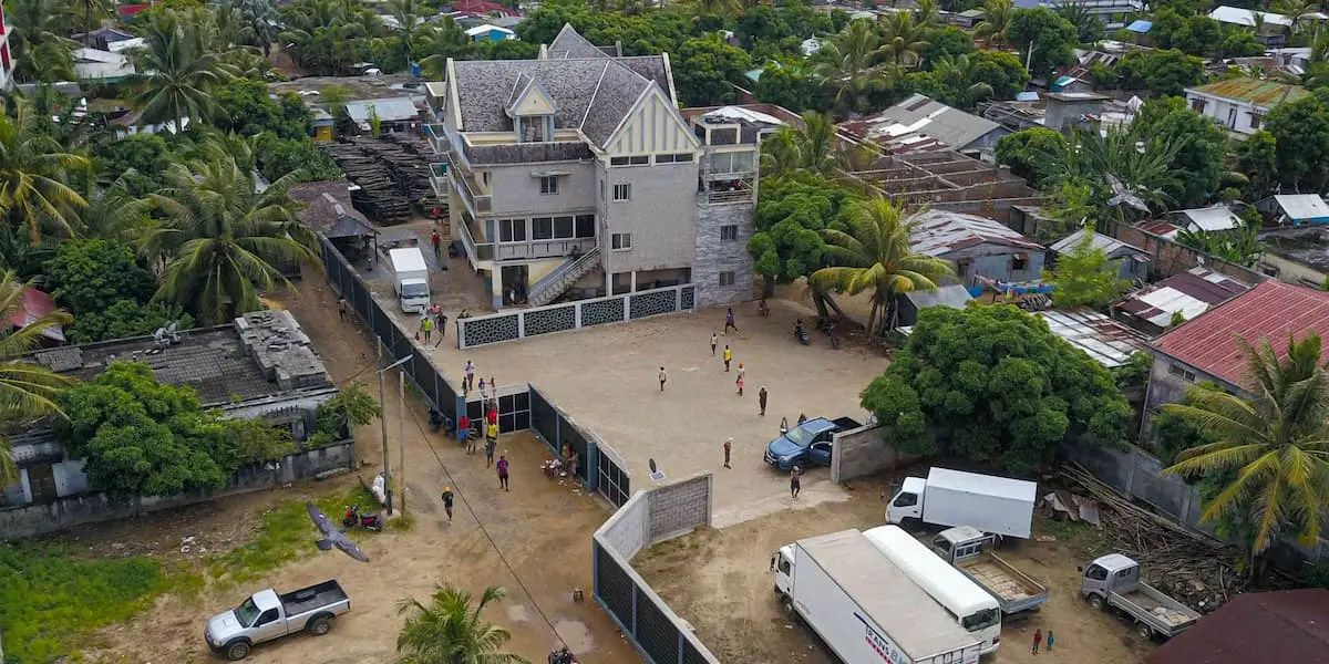 Local commercial La Vanille Madagascar – boutique spécialisée en vanille de Madagascar —
La Vanille Madagascar commercial shop – specialty shop for Madagascar vanilla